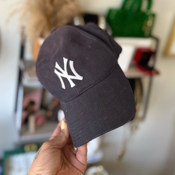 Accessories - Yankees Baseball Cap